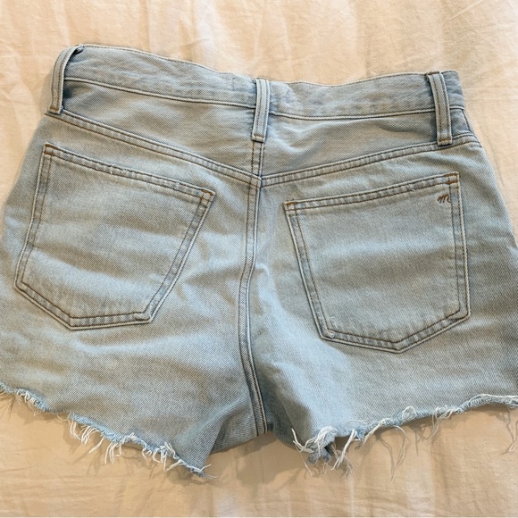 Madewell Relaxed Denim Shorts, Essen Wash - Picture 3 of 5